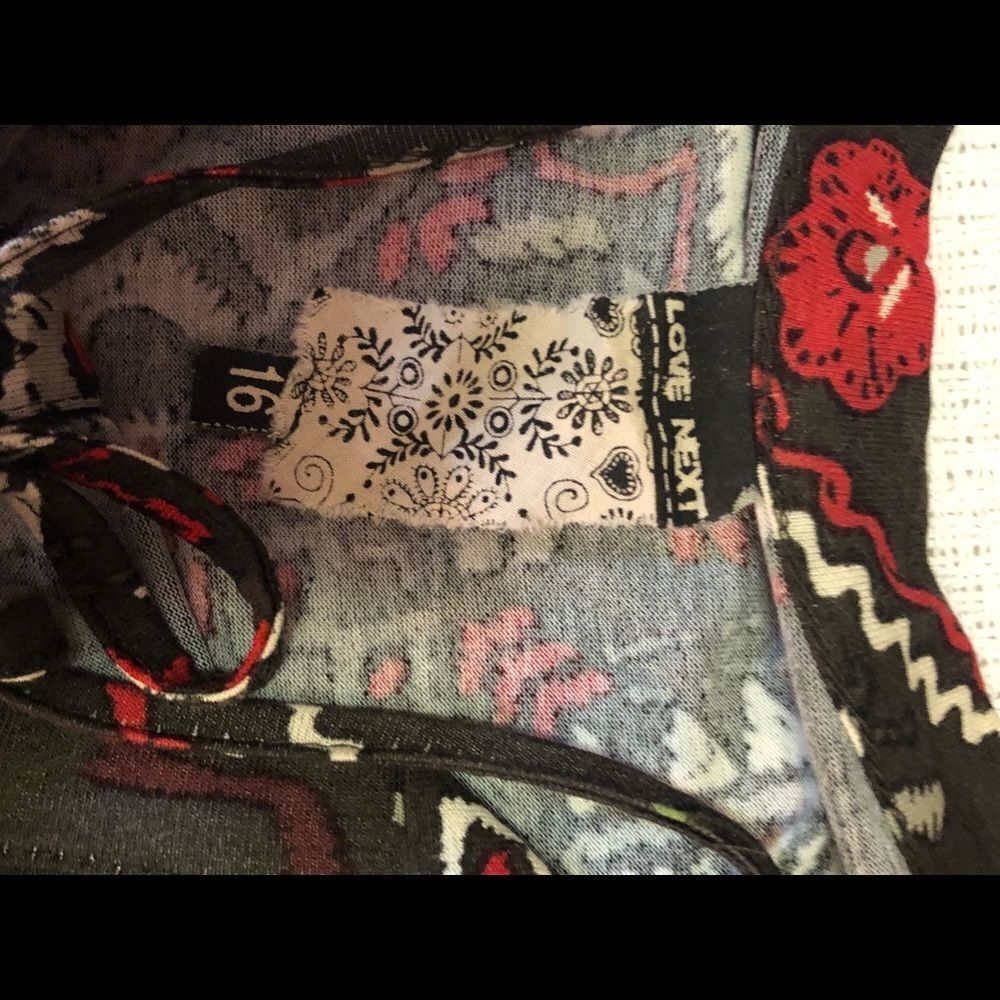 Women’s Blouse - Picture 5 of 5
